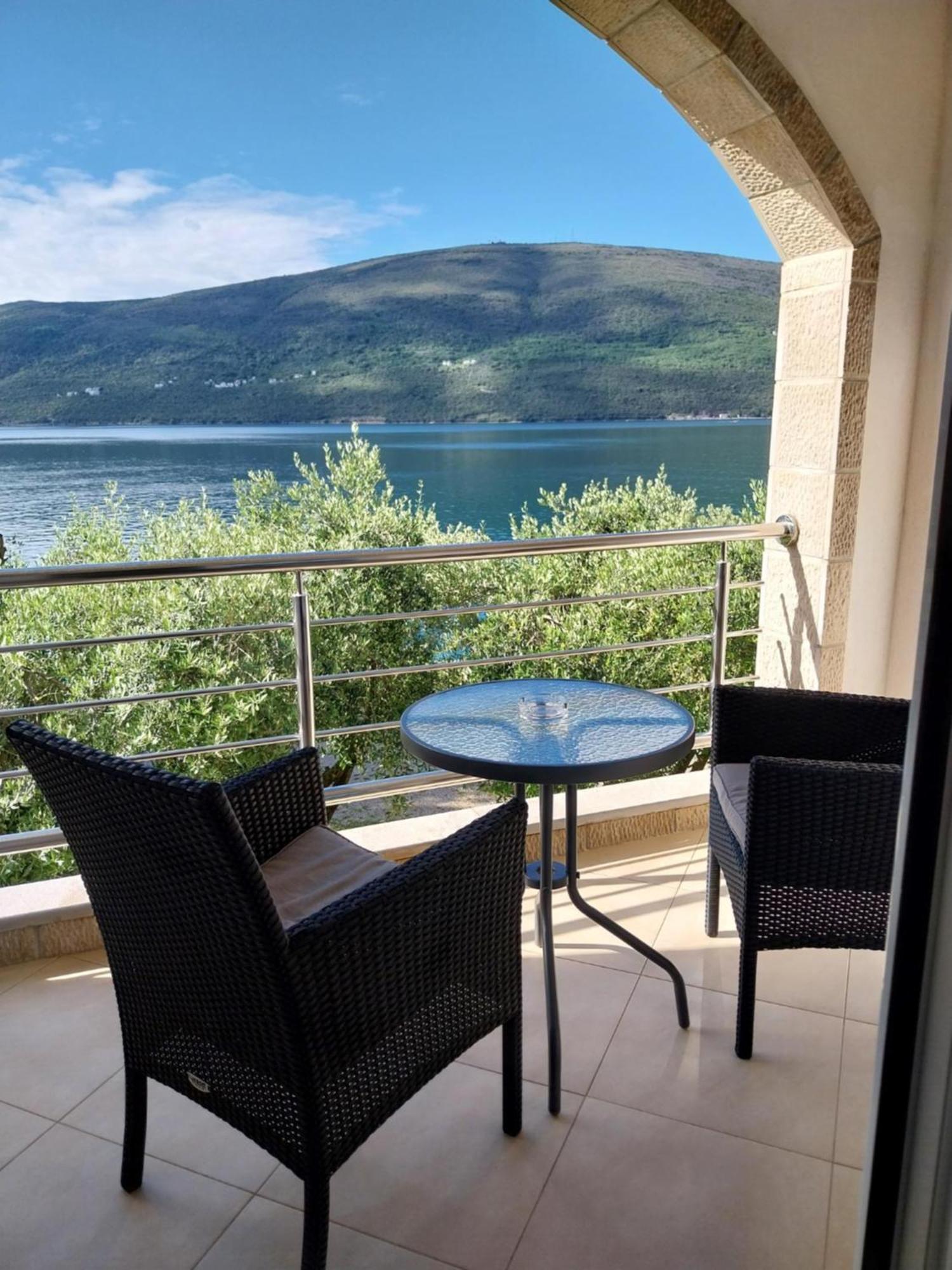 Apartments Villa Danilovic تْشيرسيك نوفي المظهر الخارجي الصورة