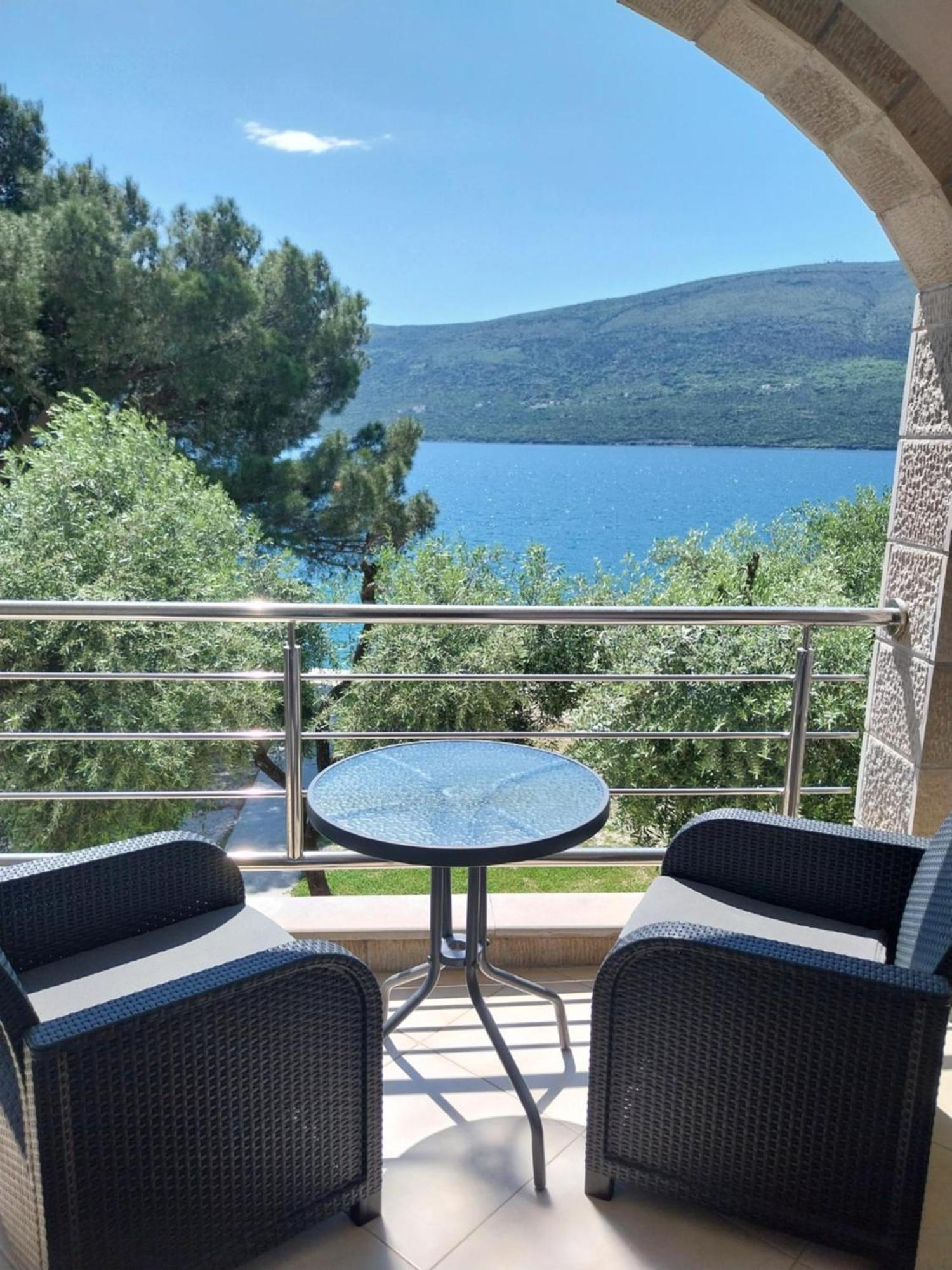 Apartments Villa Danilovic تْشيرسيك نوفي المظهر الخارجي الصورة