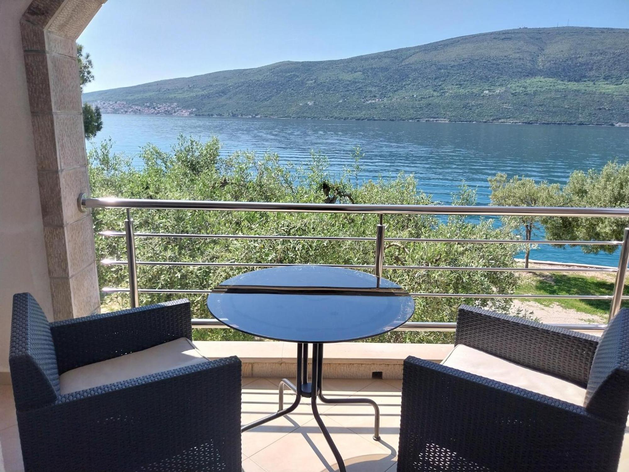 Apartments Villa Danilovic تْشيرسيك نوفي المظهر الخارجي الصورة