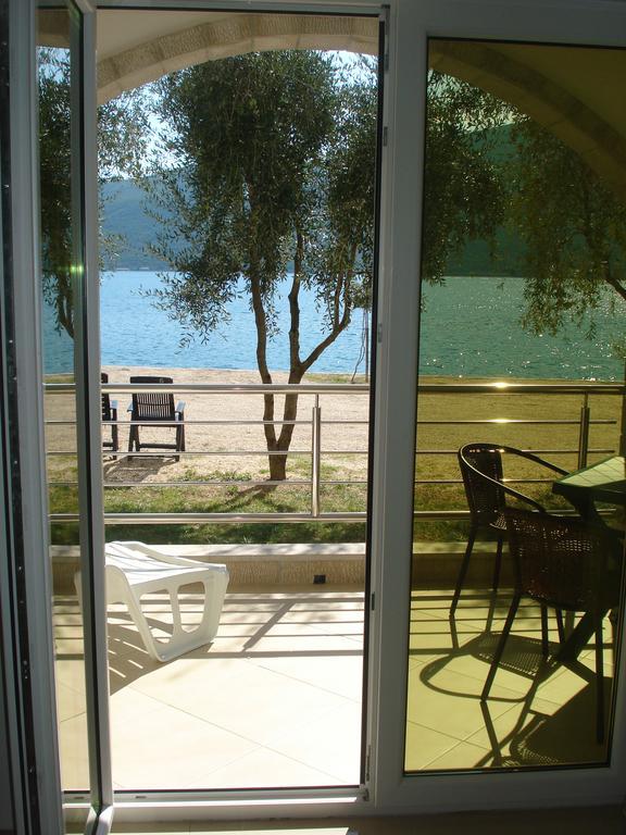 Apartments Villa Danilovic تْشيرسيك نوفي الغرفة الصورة
