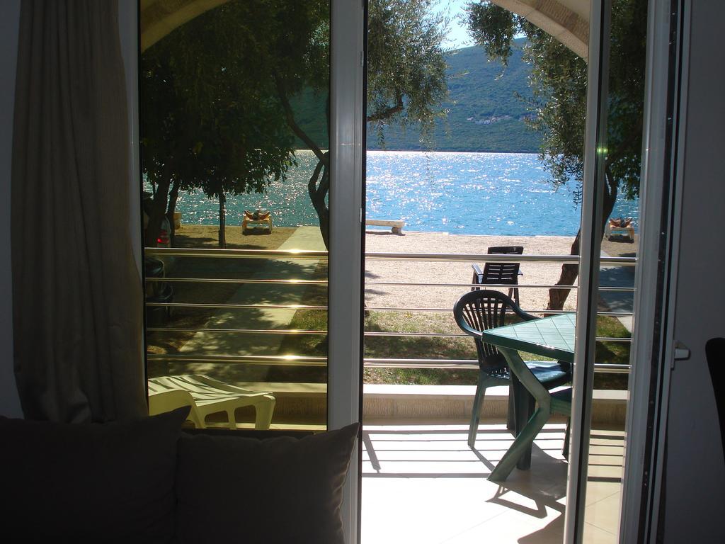 Apartments Villa Danilovic تْشيرسيك نوفي الغرفة الصورة